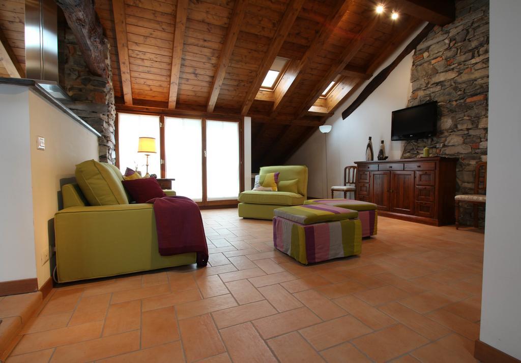 Snug Nest Apartment Como Exterior photo